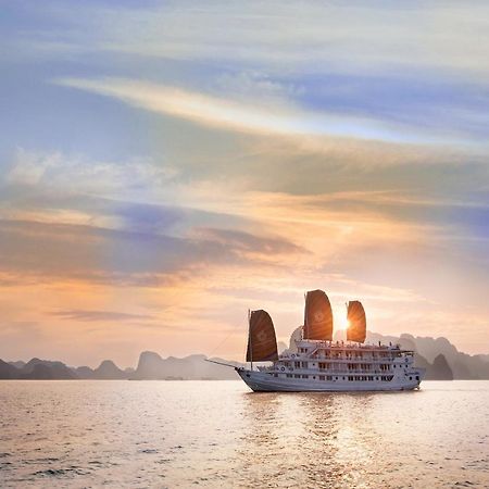 Hera Boutique Cruise Ha Long Bay Екстер'єр фото