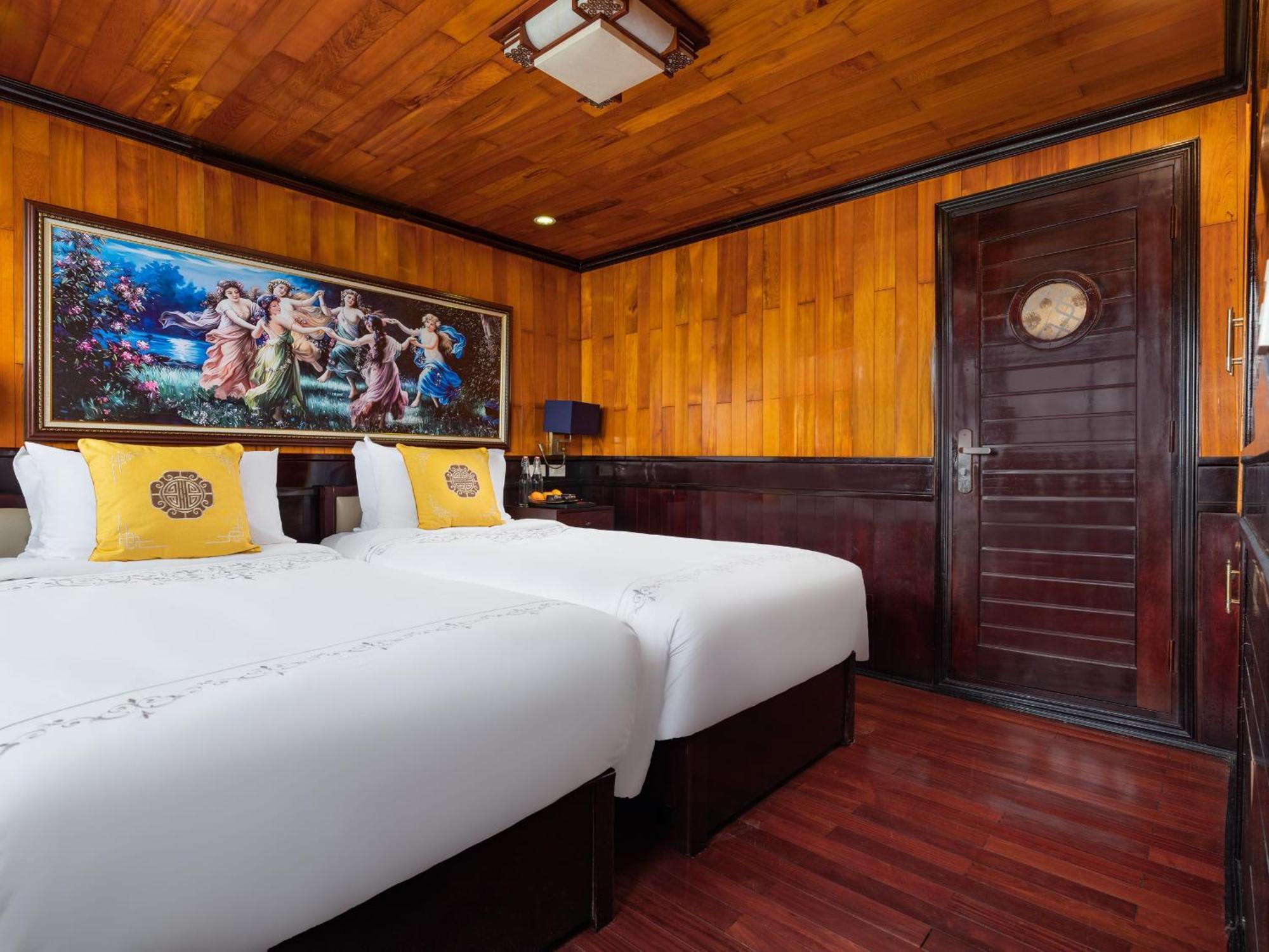 Hera Boutique Cruise Ha Long Bay Екстер'єр фото