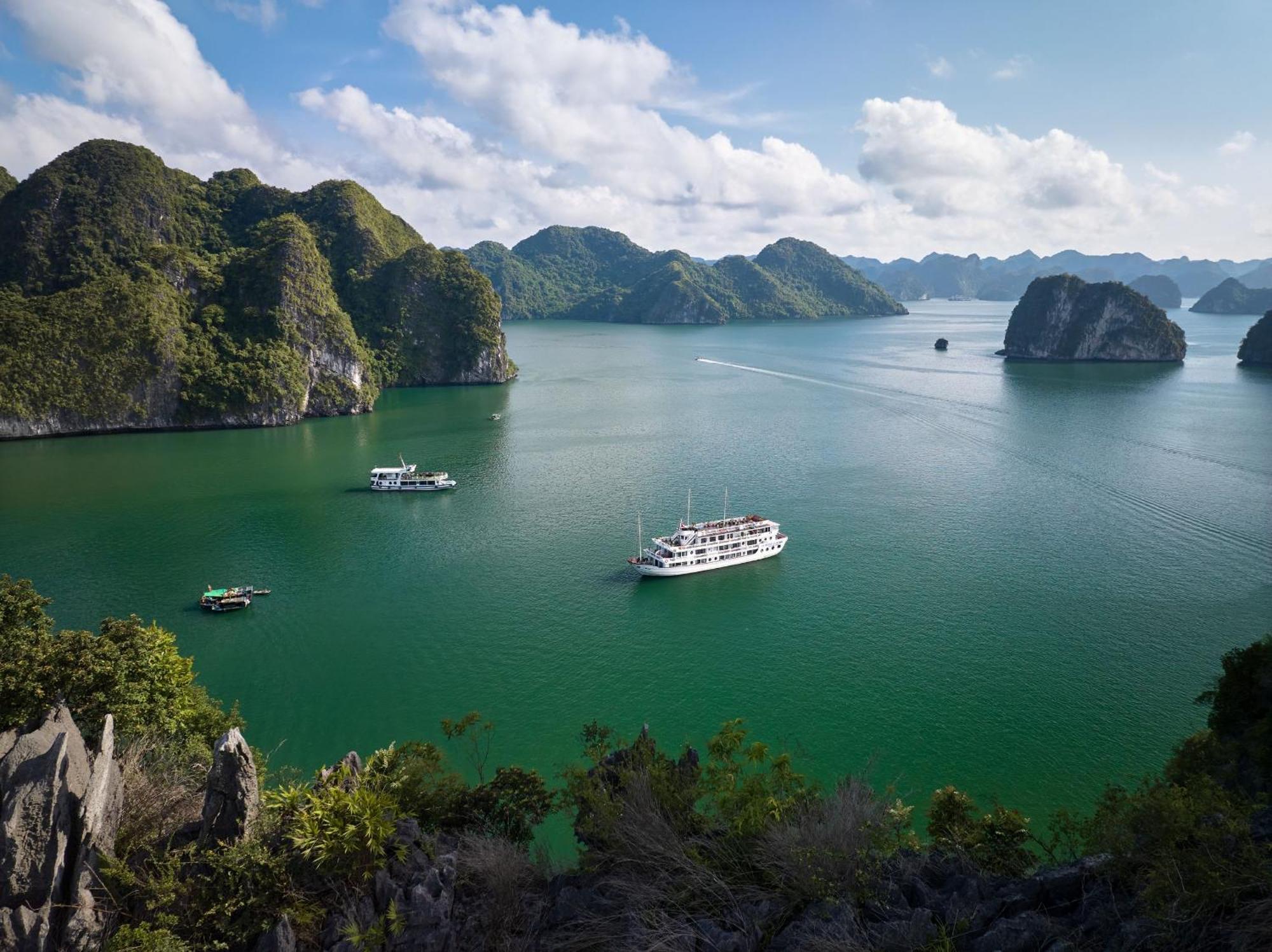 Hera Boutique Cruise Ha Long Bay Екстер'єр фото