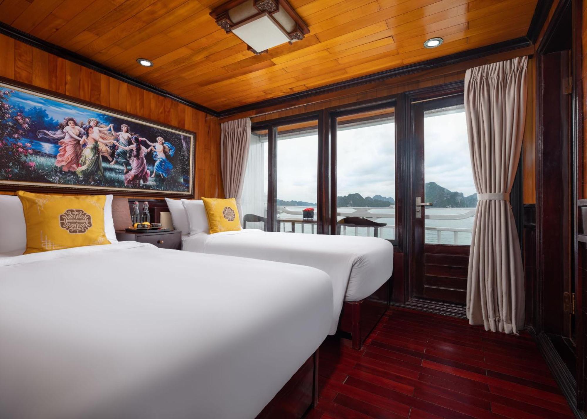 Hera Boutique Cruise Ha Long Bay Екстер'єр фото
