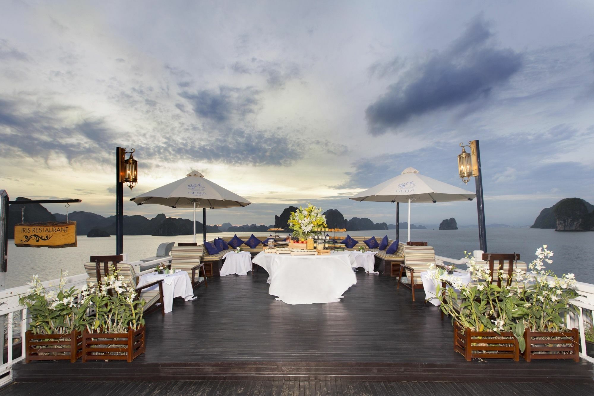 Hera Boutique Cruise Ha Long Bay Екстер'єр фото