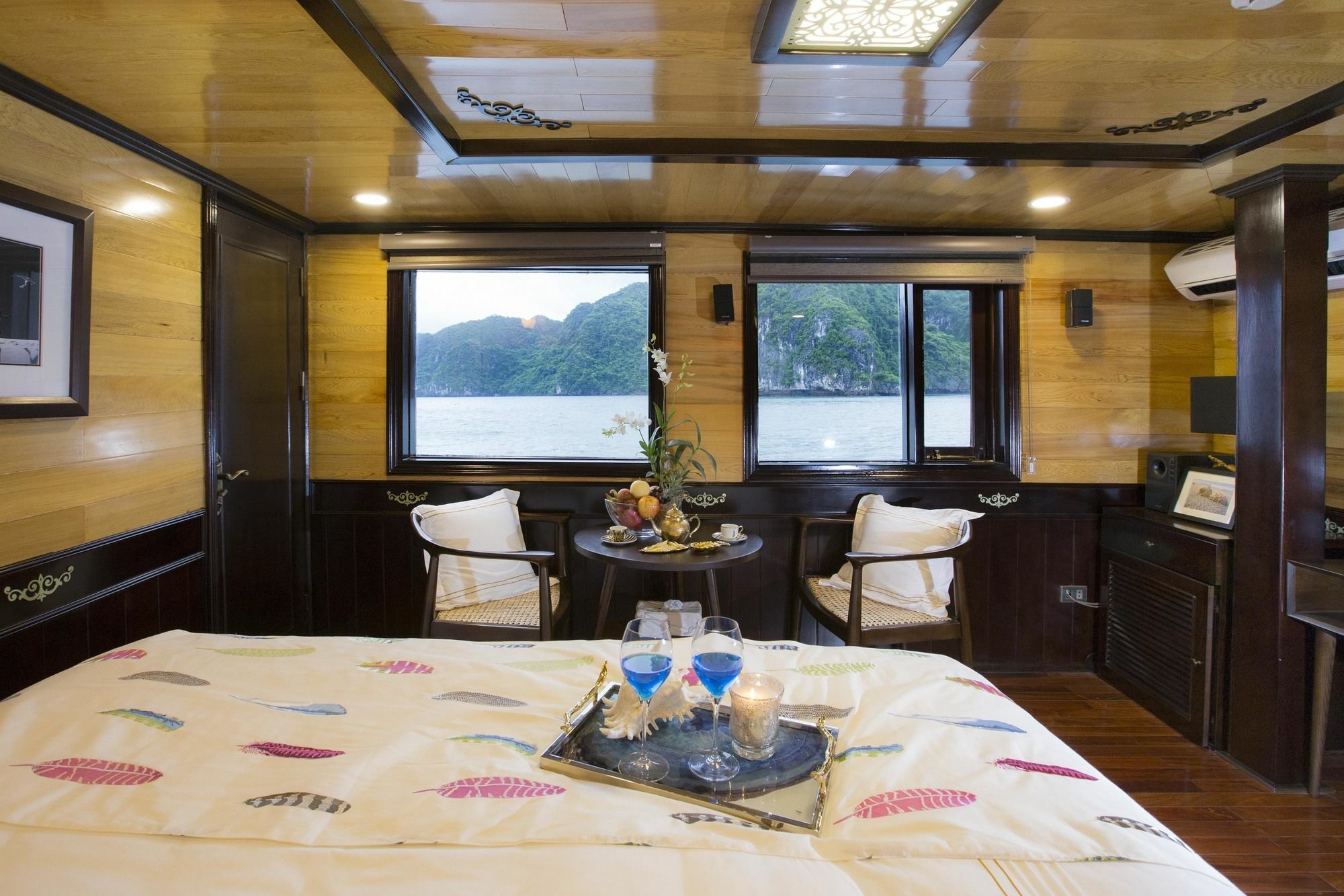 Hera Boutique Cruise Ha Long Bay Екстер'єр фото