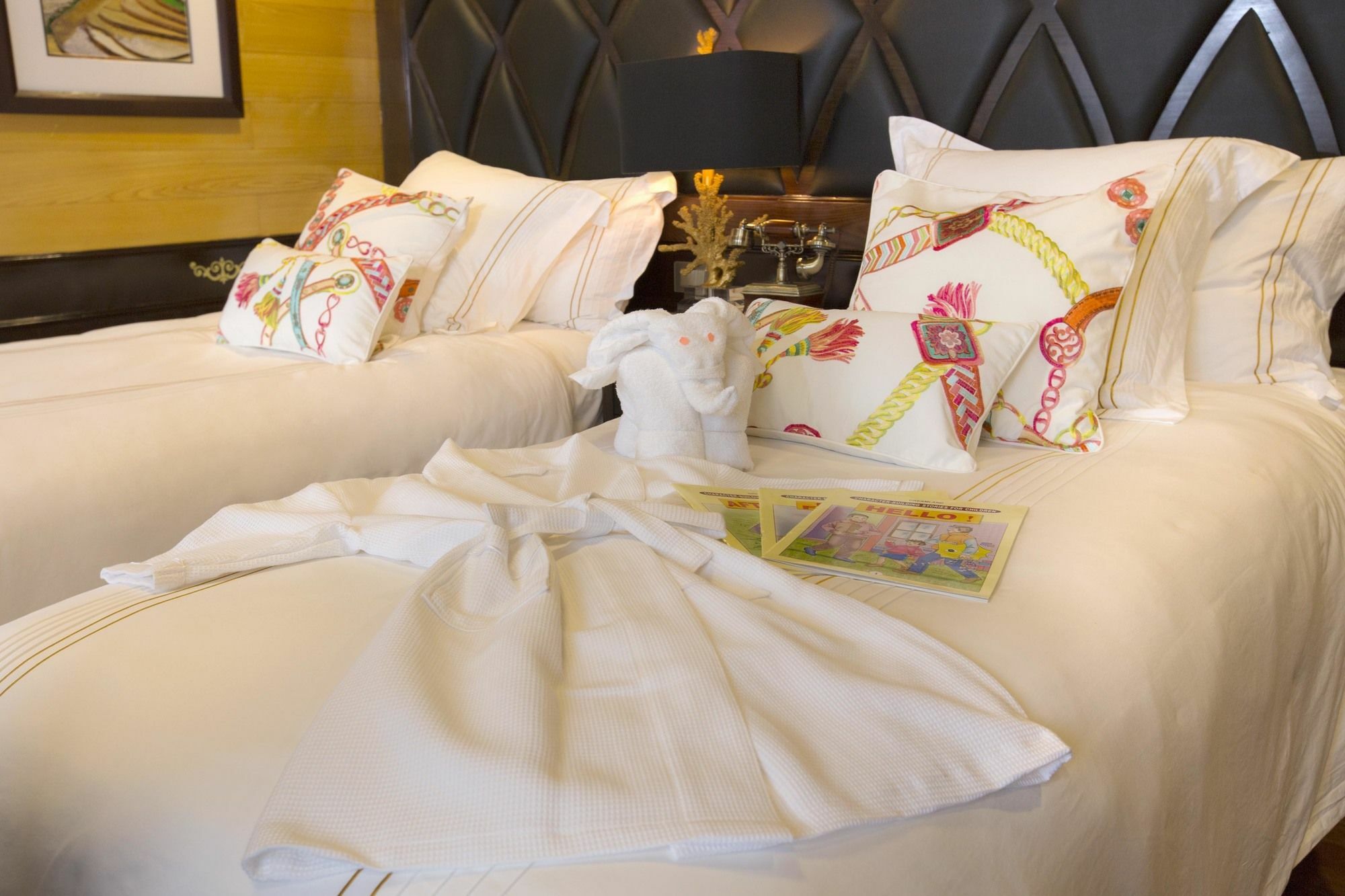 Hera Boutique Cruise Ha Long Bay Екстер'єр фото